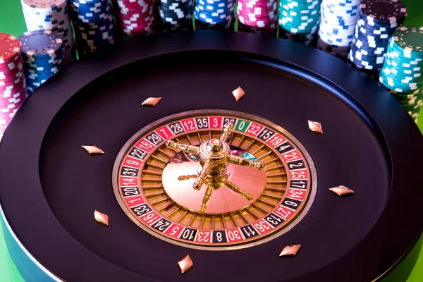 Roulette Wheel Running Casino — Stock Photo, Image