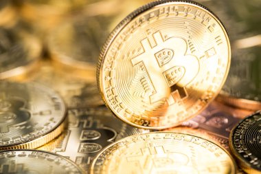 Bitcoin bir kripto para birimi ve dünya çapında ödeme, teknoloji konsepti