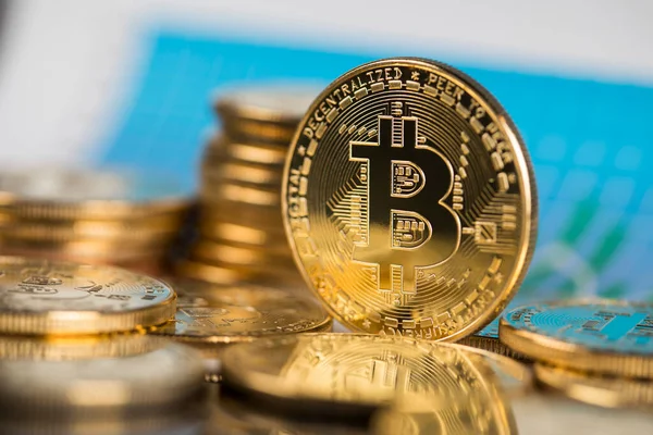 Bitcoins Nuevo Concepto Dinero Virtual Carta Financiera — Foto de Stock