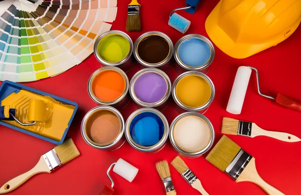 Grupa Koncepcji Kreatywności Puszek Metalowych Farbą Barwną — Zdjęcie stockowe
