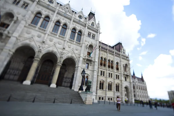 Hungarian Parliament building — Stock Photo, Image