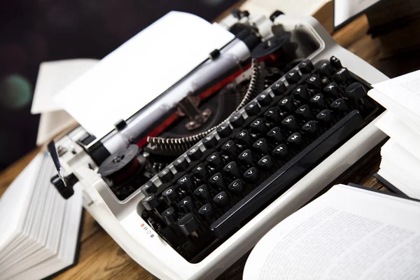 Typewriter with books — Stock Photo, Image