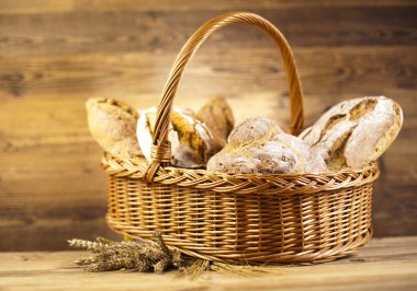 geleneksel ekmek sepeti