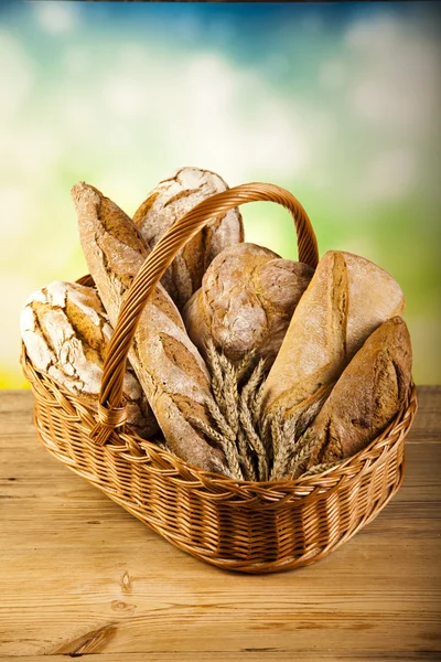 Komposition mit Brotlaiben — Stockfoto