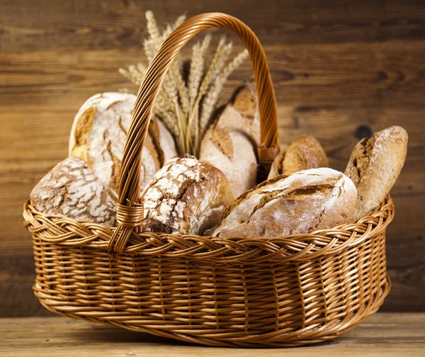 Traditional bread in basket — Stock Photo, Image