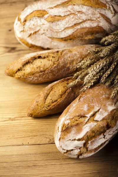 Pão tradicional assado — Fotografia de Stock