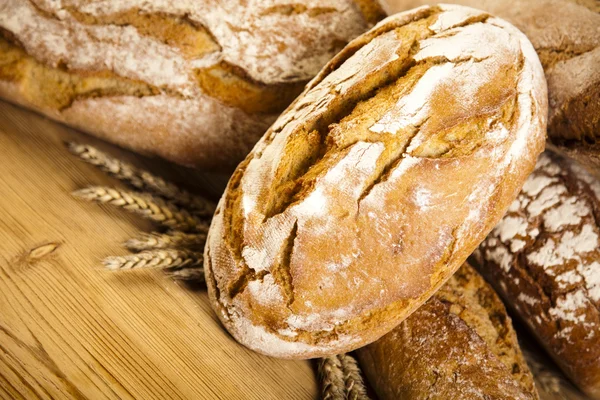 Pão tradicional assado — Fotografia de Stock