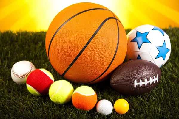 スポーツ装置とボール — Stockfoto