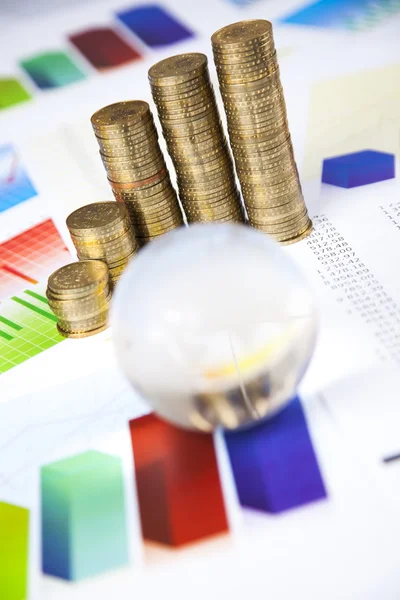 Financial graph, coins and globe ball — Stock Photo, Image