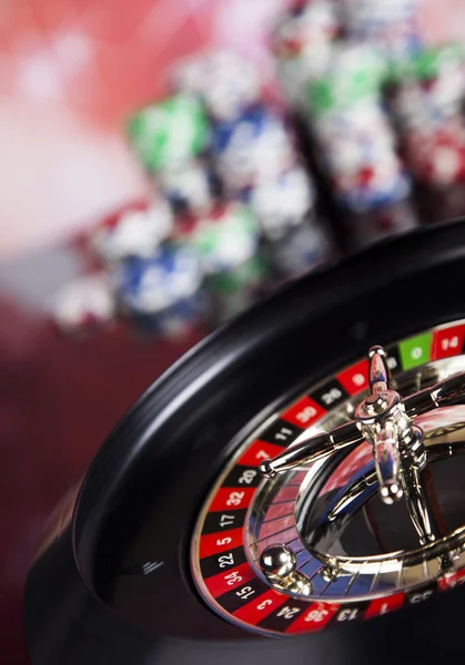 Fichas de Poker con ruleta — Foto de Stock