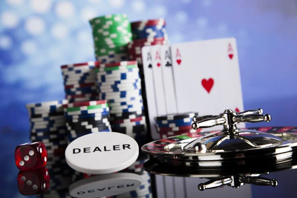 Chips de Poker com roleta — Fotografia de Stock