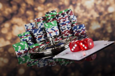 Rulet ile poker fişleri