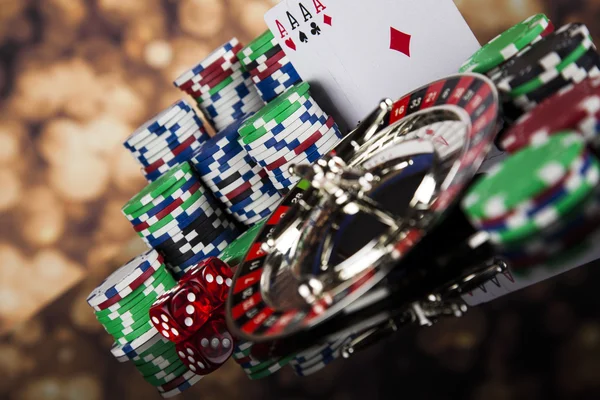 Poker žetony s ruletou — Stock fotografie