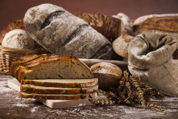 Pão fresco assado — Fotografia de Stock