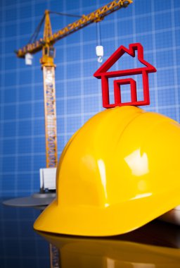 Şantiye ve vinç ile ev modeli