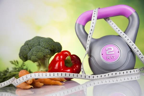 食物和衡量磁带，健身概念 — 图库照片