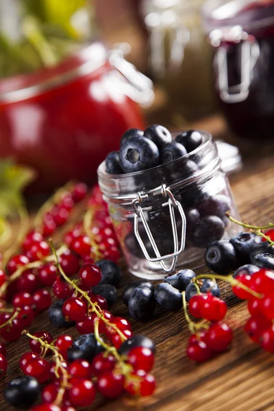 Homemade fruit jam in the glass jars — Stock Photo, Image