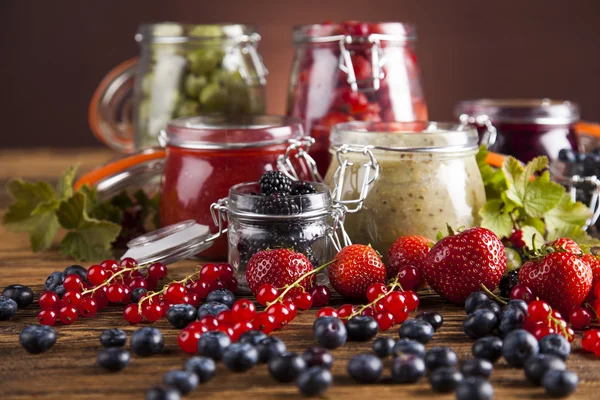 Homemade fruit jam in the glass jars — Stock Photo, Image