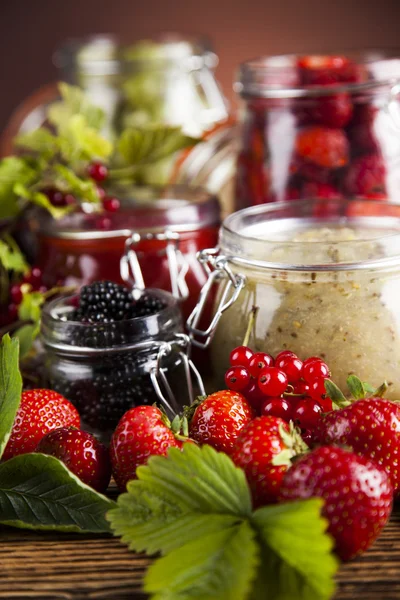 Homemade fruit jam in the glass jars — Stock Photo, Image