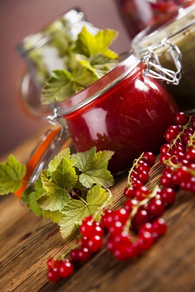 Mermelada de fruta casera en el vaso —  Fotos de Stock