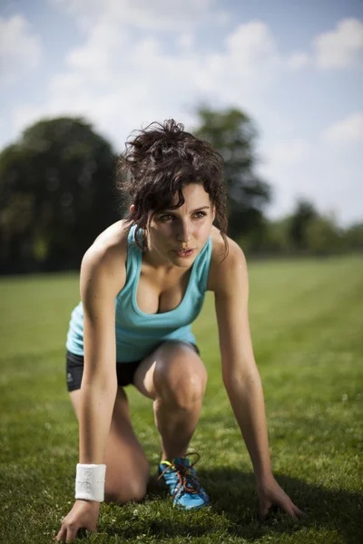 Woman preparing to jogging — Stock Photo, Image