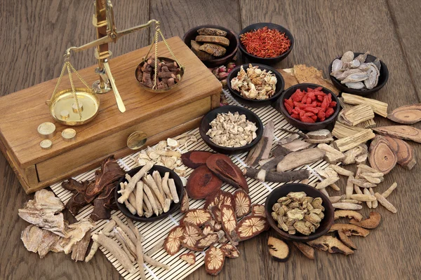 Medicina herbal tradicional — Fotografia de Stock