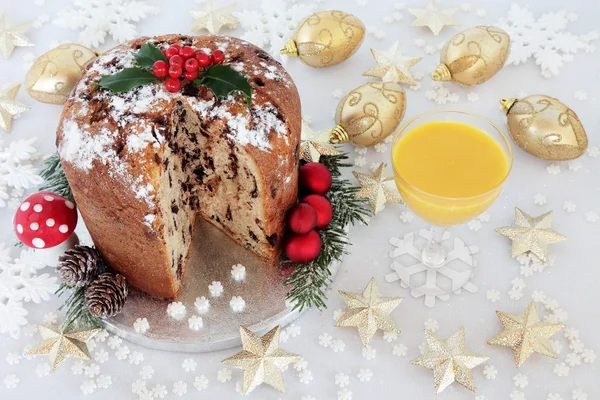 Chocolate Panettone and Egg Nog — Stock Photo, Image