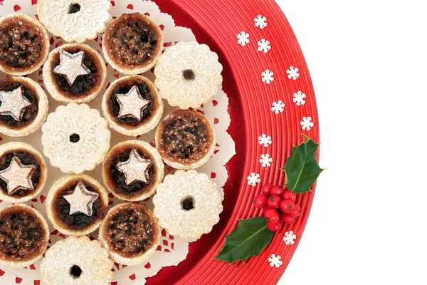 Mini Torte Macinate Natale Piatto Rosso Con Agrifoglio Fiocchi Neve — Foto Stock