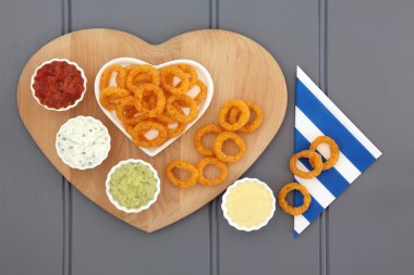 Soğan halkaları ve Dips