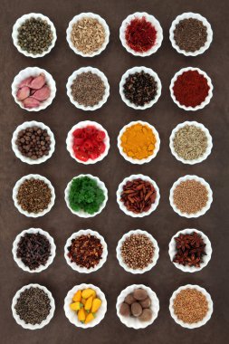 Aromatik baharatlar ve otlar