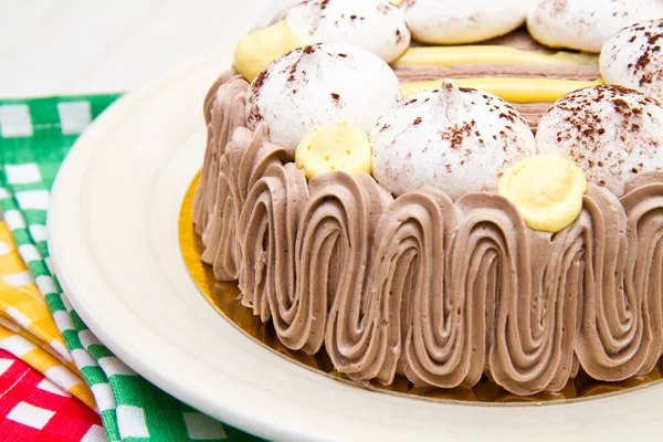 Torta di meringa con crema — Foto Stock