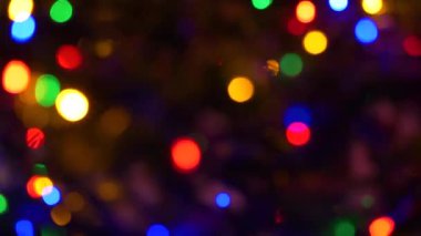 Bulanık peri ışıkları. Odak dışı tatil arkaplanı Noel ağacı.