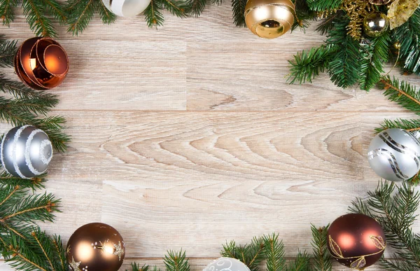 Fondo de decoración de Navidad en madera blanca — Foto de Stock