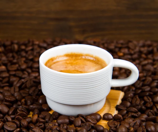 Warme Tasse Kaffee — Stockfoto