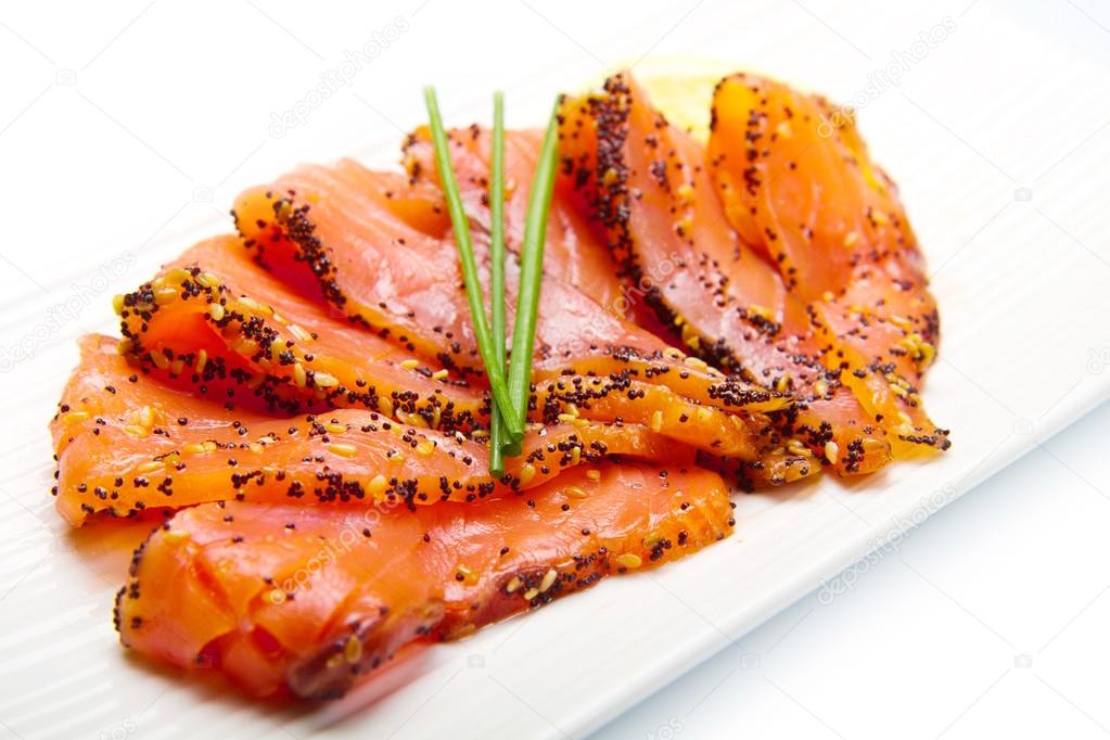 depositphotos_65209185-stock-photo-smoked-salmon-on-white-dish.jpg