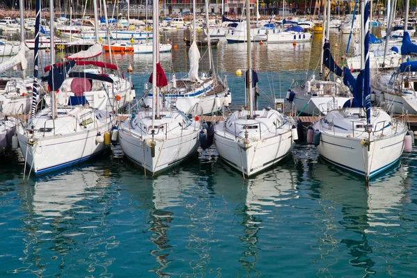 Boot op poort van Lerici Cinque Terre — Stockfoto
