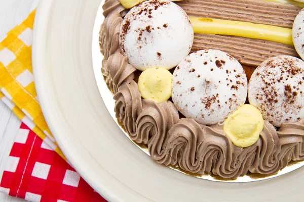Torta di meringa con crema — Foto Stock