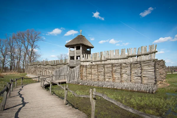 Biskupin main gate — Stock Photo, Image