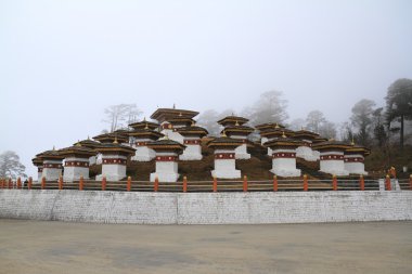 Dochula geçişte 108 stupa
