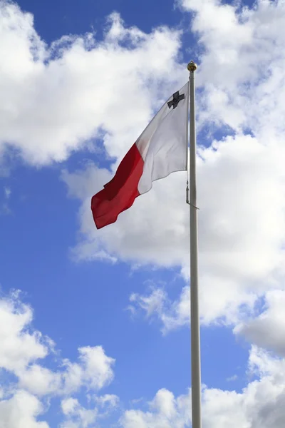 Flag of Malta on the Pole — Stock Photo, Image