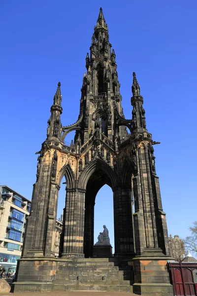 Monumento a Scott, Edimburgo, Escocia —  Fotos de Stock