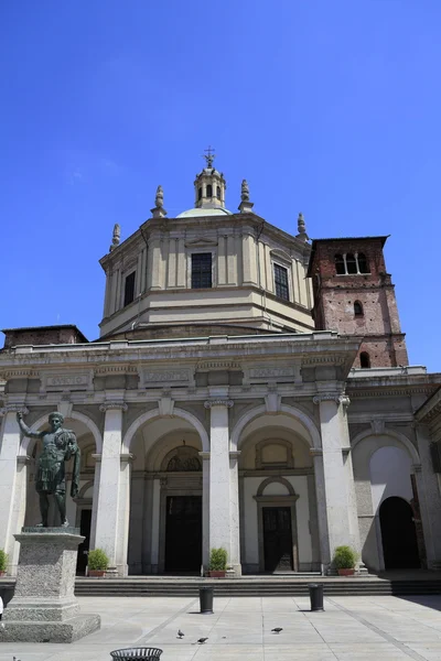 San Lorenzo Maggiore - Basilica San Lorenzo Maggiore Bazilikası — Stok fotoğraf