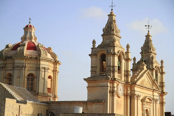 Catedral de San Pedro y Pablo en Mdina . —  Fotos de Stock