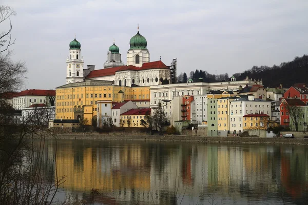 Kupol St.Stephan vid floden Inn, Passau — Stockfoto