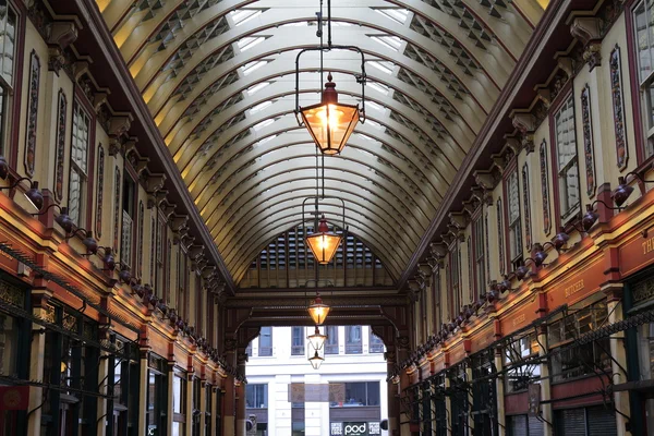 Leadenhall market covered shopping arcade — Stock Photo, Image