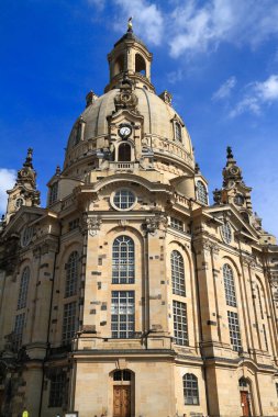 Dresden, Almanya 'daki ünlü Lüteriyen Kilisesi Frauenkirche.