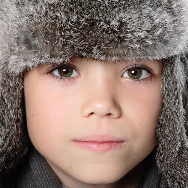 Niño de invierno — Foto de Stock