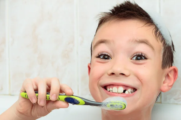 Brossage des dents — Photo