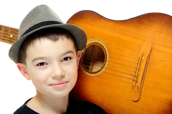 Jongen met een gitaar — Stockfoto