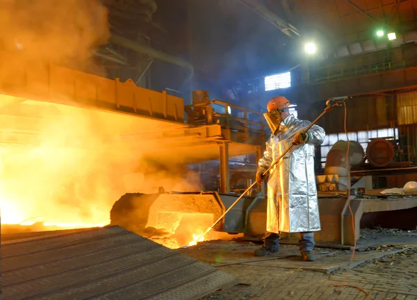 Lavoratore industriale — Foto Stock